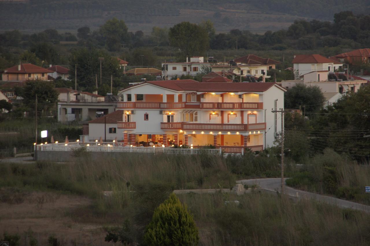 Hotel Alexandros Амудья Екстер'єр фото